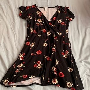 Black Floral Short Sleeve Dress